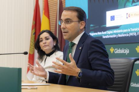 Globalcaja impulsa un programa de formación para avanzar hacia una inclusión digital más accesible