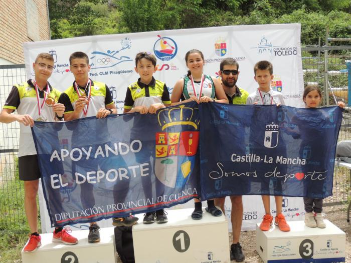 Esplendida mañana de piragüismo celebrada en la hoz del Júcar