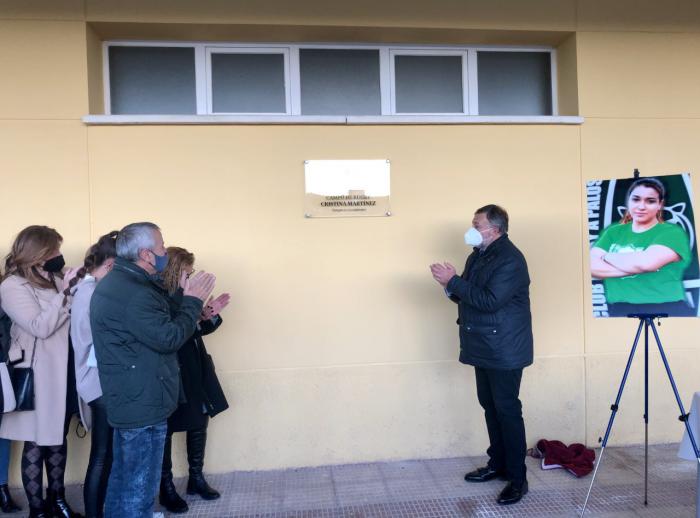 El césped del complejo deportivo ‘Luis Ocaña’ ya lleva el nombre de la jugadora de rugby Cristina Martínez