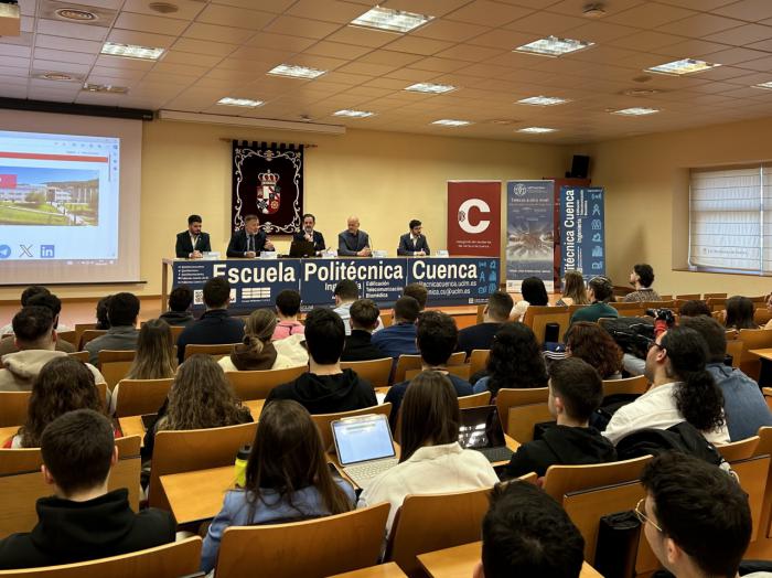 Medio centenar de jóvenes de todo el país se dan cita en las IX Jornadas de Fomento de los Estudios de Telecomunicación