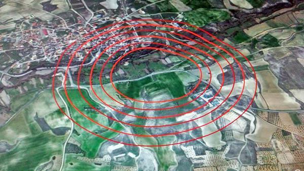 Sanidad recomienda alejar a 500 metros las granjas de engorde de pollos proyectadas en Tinajas por los riesgos en caso de enfermedades aviares