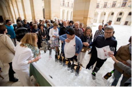 II Brindis colectivo con los vinos de la Denominación de Origen Uclés, en el Monasterio de Santiago en Uclés