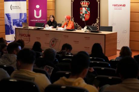 Rosa María Calaf reivindica el rigor periodístico en la jornada sobre mujeres y comunicación de la UCLM
