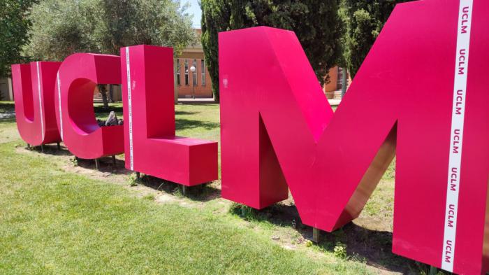 Universidad de Castilla-La Mancha