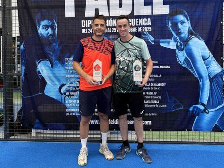 Las gemelas Gamero y la dupla Noheda-Pérez se imponen en el VIII Torneo Diputación Única Pádel