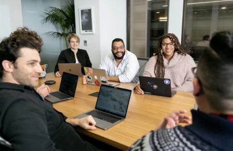¿Tener una buena vida sexual te hace rendir mejor en el trabajo?