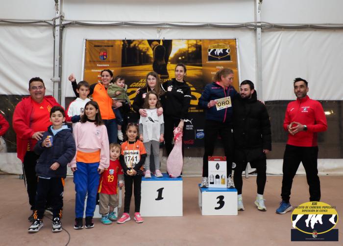 Almudena de la Ossa y Andrés Felipe Sarta Triunfan en la Carrera Popular de Villamayor de Santiago