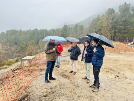 Las obras de recuperación de la barrera tobácea de Uña están ejecutadas en un 70 %