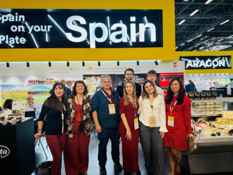 Tres empresas conquenses han estado presentes en la misión comercial de CECAM a la Feria SIAL de París