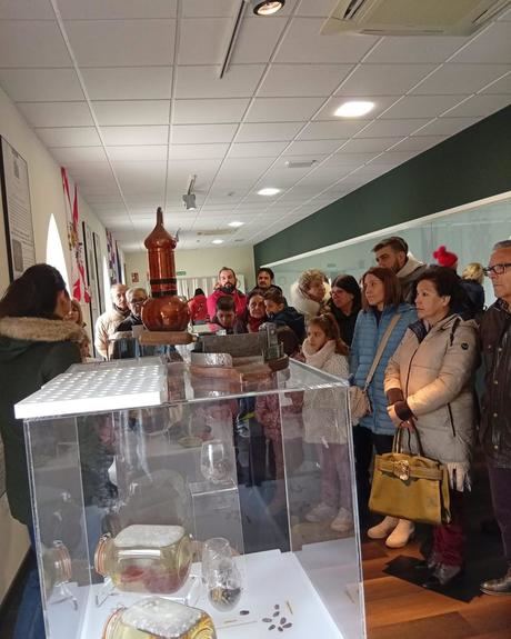 La Asociación Vecinal de Casablanca no falta a su cita anual con la Abadía de Jábaga