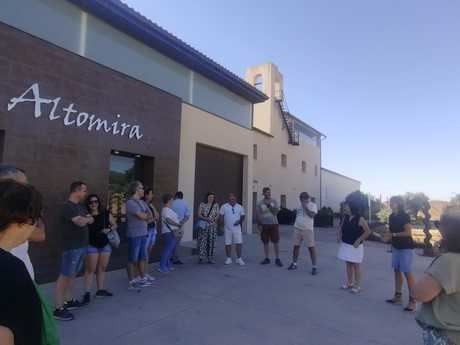 Éxito de participación en la ruta de Elige Cuenca por La Alcarria, que fusiona patrimonio y sabores artesanos