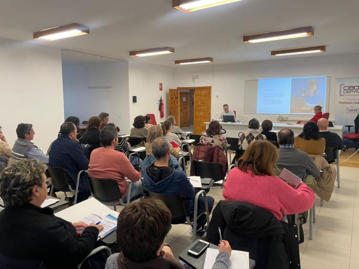 Más de treinta empresarios participan en Tarancón en una jornada sobre facturación electrónica