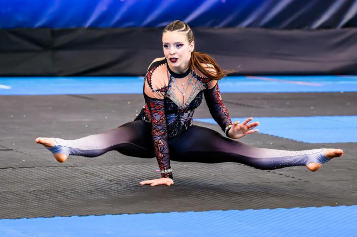 Sara Fuertes durante una de sus actuaciones, tras proclamarse campeona de Europa de Fit Kid en Hungría.