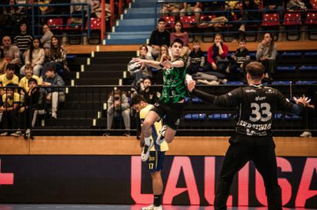 El BM Cuenca roza la gesta en Irun y exige al máximo al poderoso Bidasoa