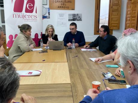 Canalejas del Arroyo acoge una jornada sobre emprendimiento y lucha contra la despoblación