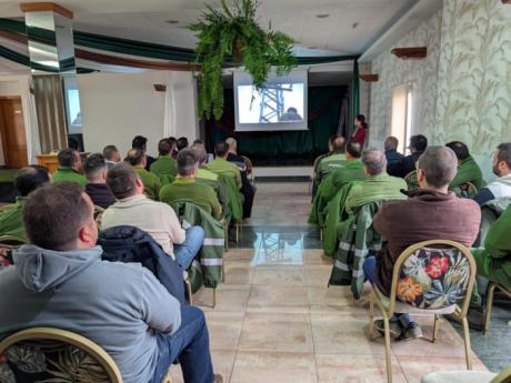 Motilla del Palancar reúne a más de un centenar de profesionales del sector eléctrico para analizar el futuro energético