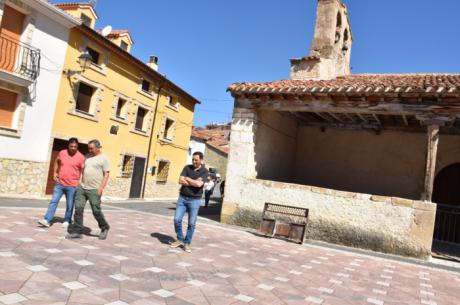 Zafrilla contará con el apoyo de la Diputación para rehabilitar la cubierta de su edificio consistorial