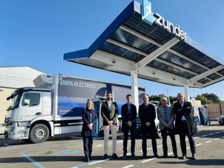 Zunder inaugura una nueva estación de carga ultrarrápida en Motilla del Palancar
